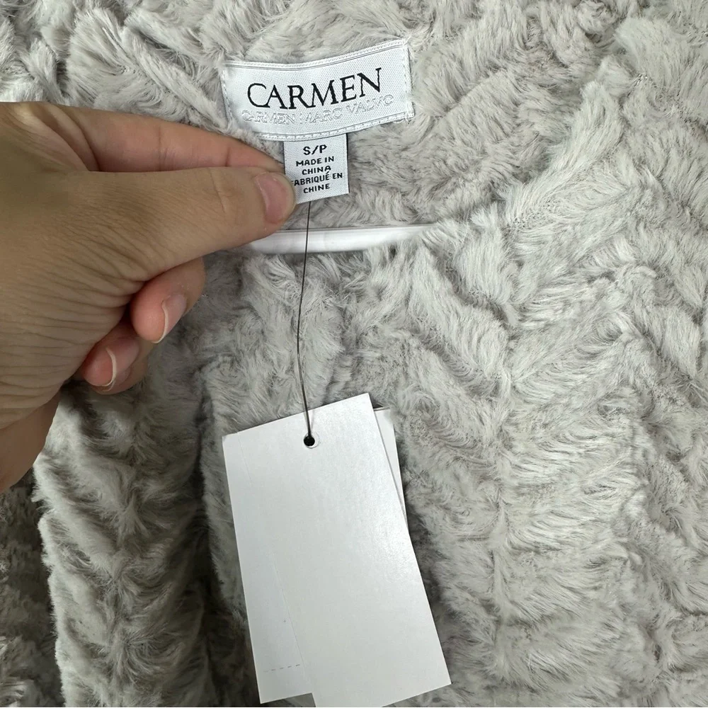 Nwt‎ Carmen Marc Valvo Textured gray cement color Coat